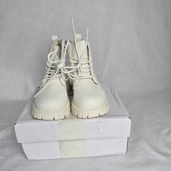 Kids Lace Up Side Zipper Boots Unisex Size 11 US / 28 EU Off White NIB - Picture 2 of 12